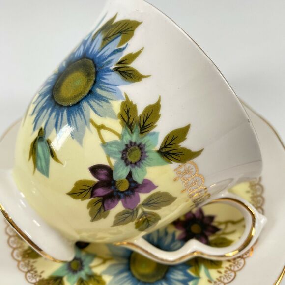Vtg Queen Anne Ridgway Potteries China Tea Cup & Saucer 8436 Yellow Blue Daisy - Picture 11 of 11